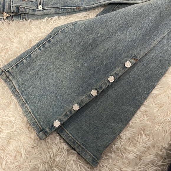 Blank NYC high rise jeans with snap bottom NWT - Picture 7 of 8